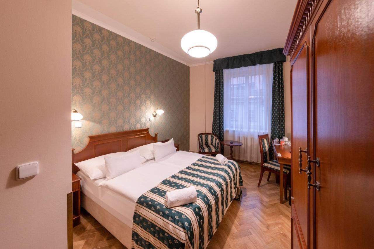 Hotel Meteor Plaza Prague Ngoại thất bức ảnh