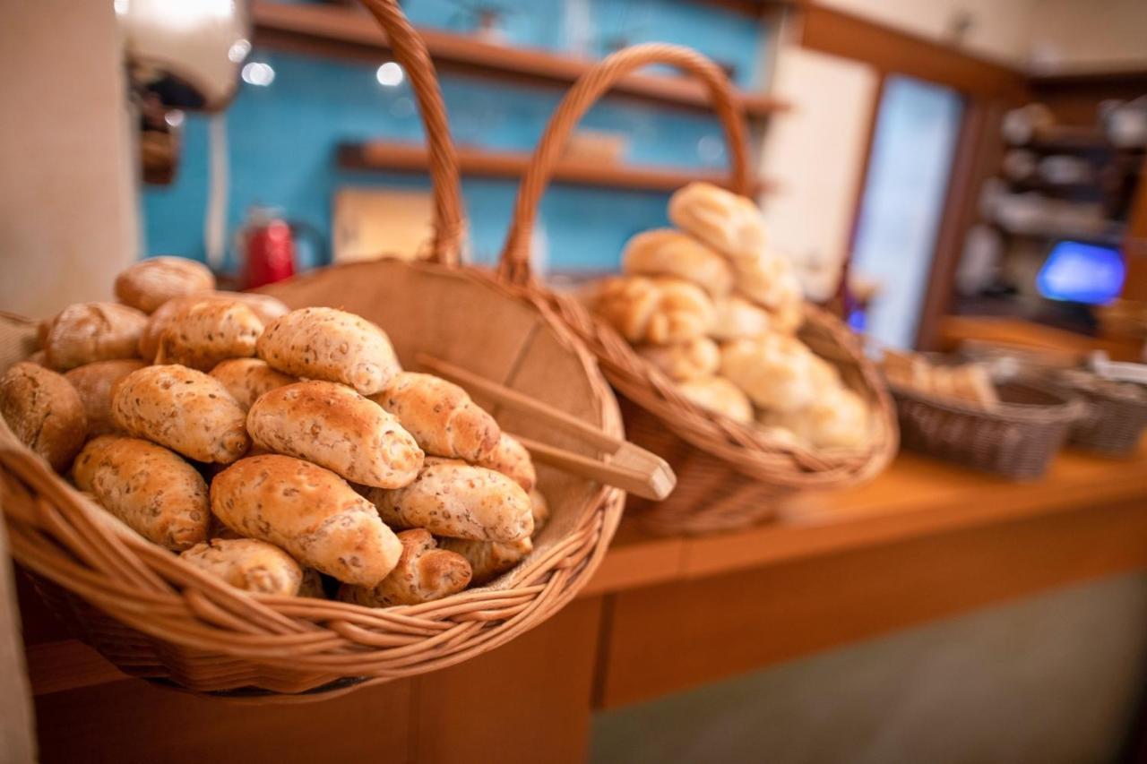 Hotel Meteor Plaza Prague Ngoại thất bức ảnh