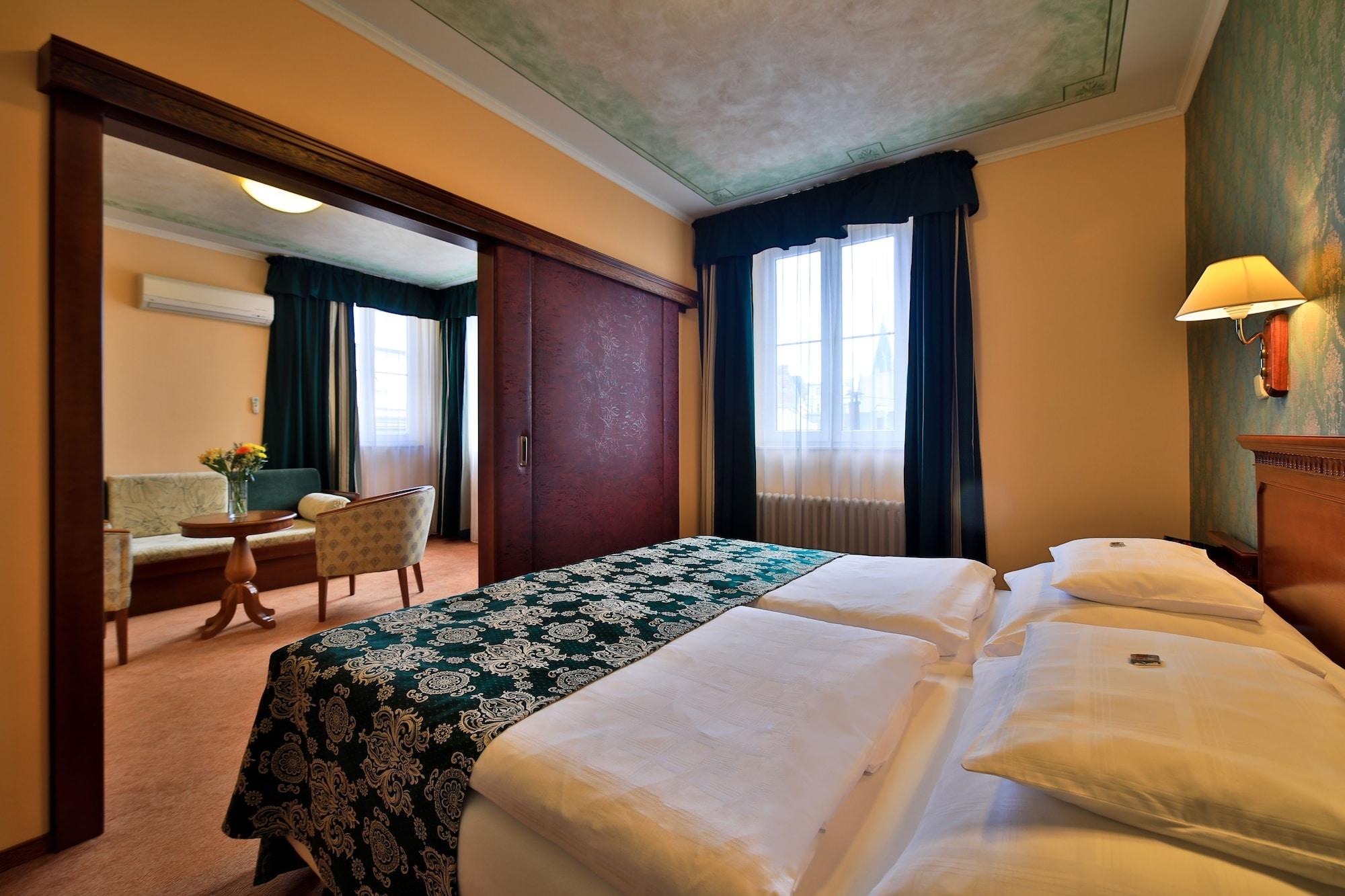 Hotel Meteor Plaza Prague Ngoại thất bức ảnh